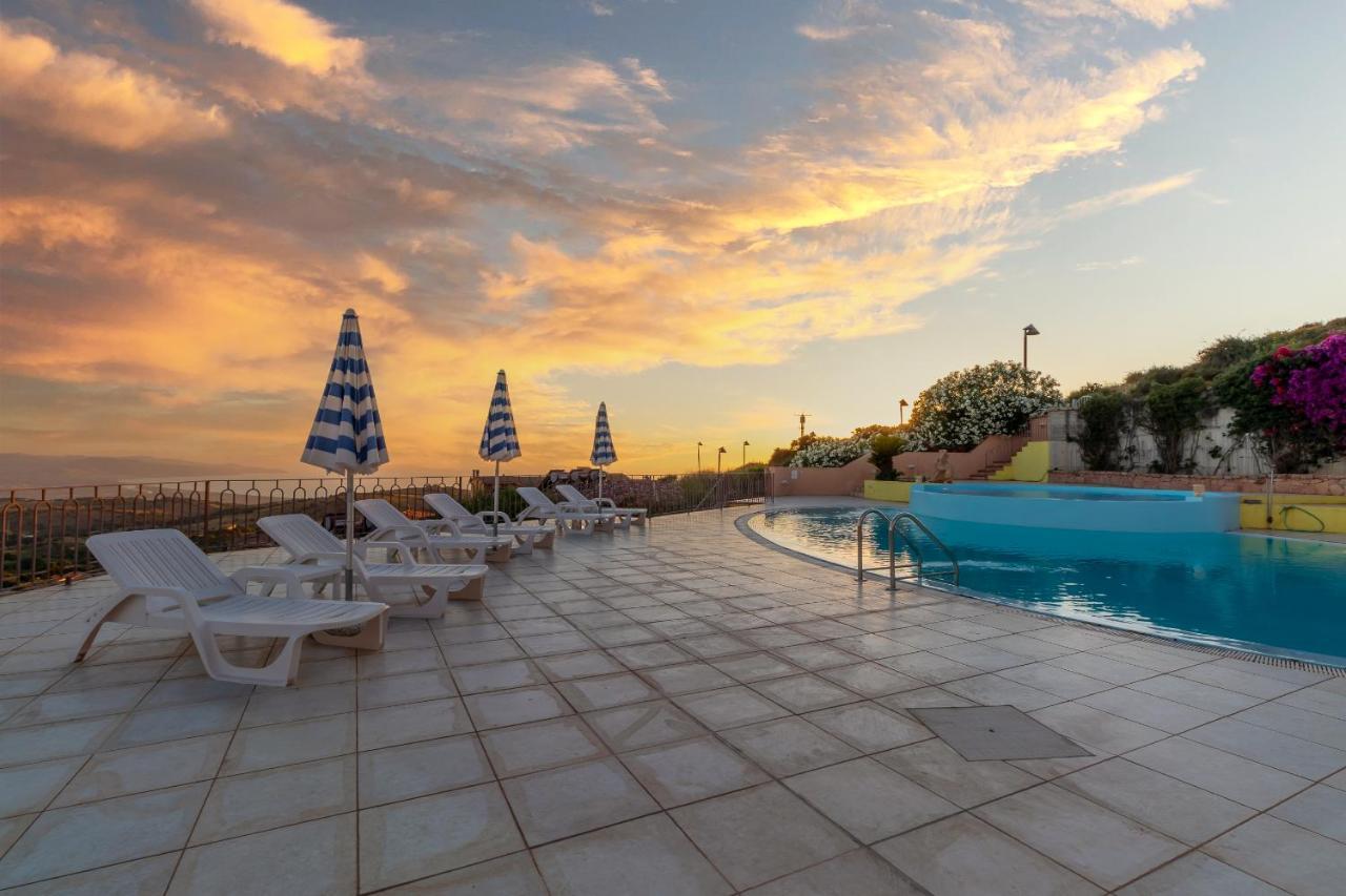 Residence Pala Stiddata With Panoramic Swimming Pool Trinita d'Agultu e Vignola Exterior photo