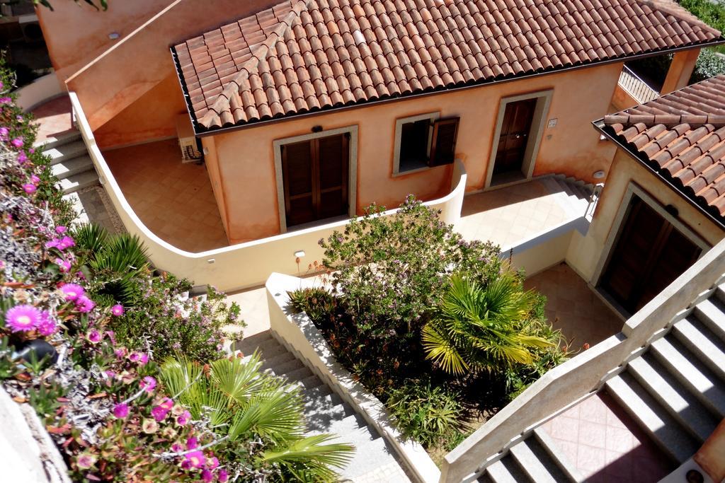 Residence Pala Stiddata With Panoramic Swimming Pool Trinita d'Agultu e Vignola Exterior photo
