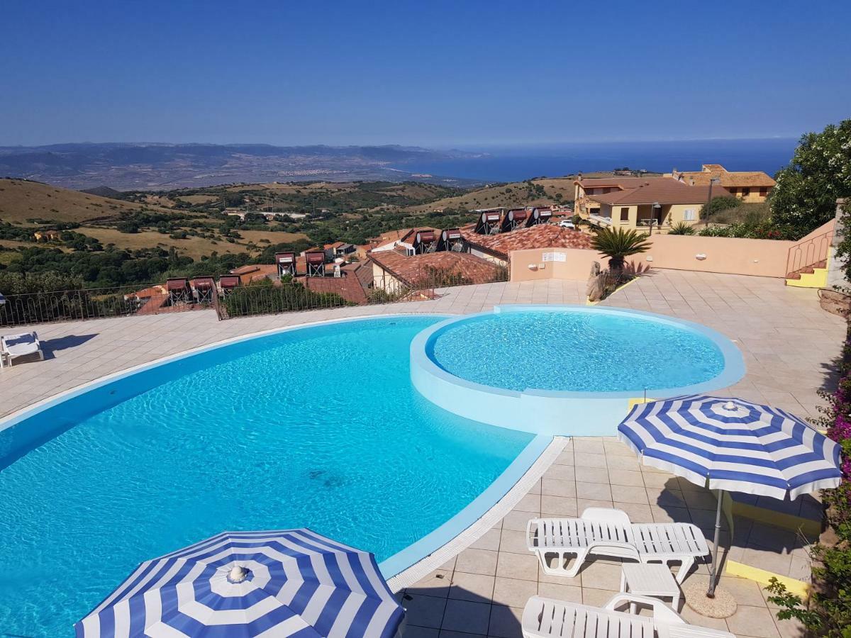 Residence Pala Stiddata With Panoramic Swimming Pool Trinita d'Agultu e Vignola Exterior photo
