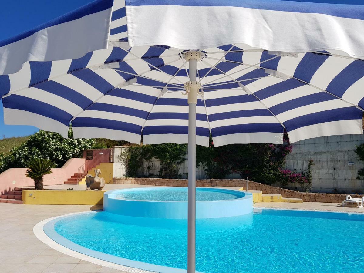 Residence Pala Stiddata With Panoramic Swimming Pool Trinita d'Agultu e Vignola Exterior photo